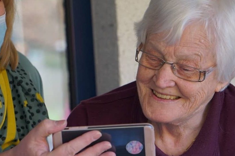 special-caregiver-service-selection-eqc-1093×546